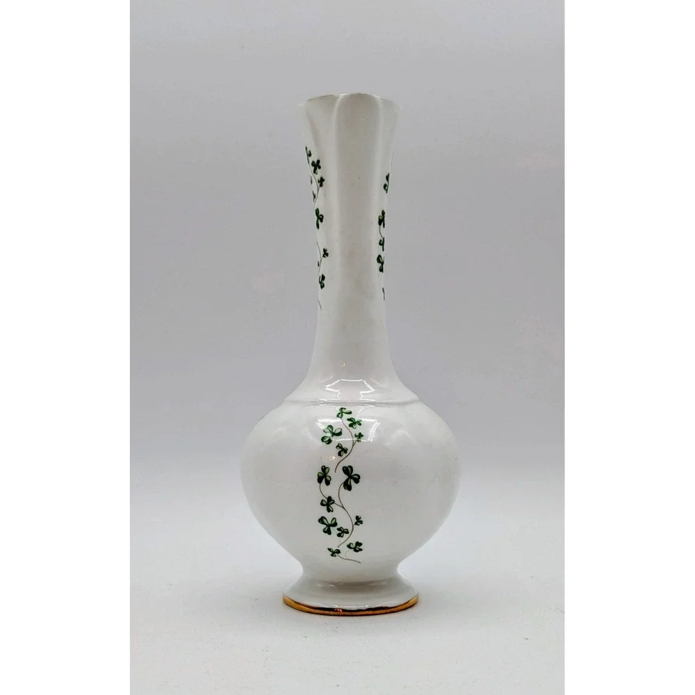 Royal Tara Irish Fine Bone China Bud Vase Shamrock Tara Hall Galway Ireland Gold
